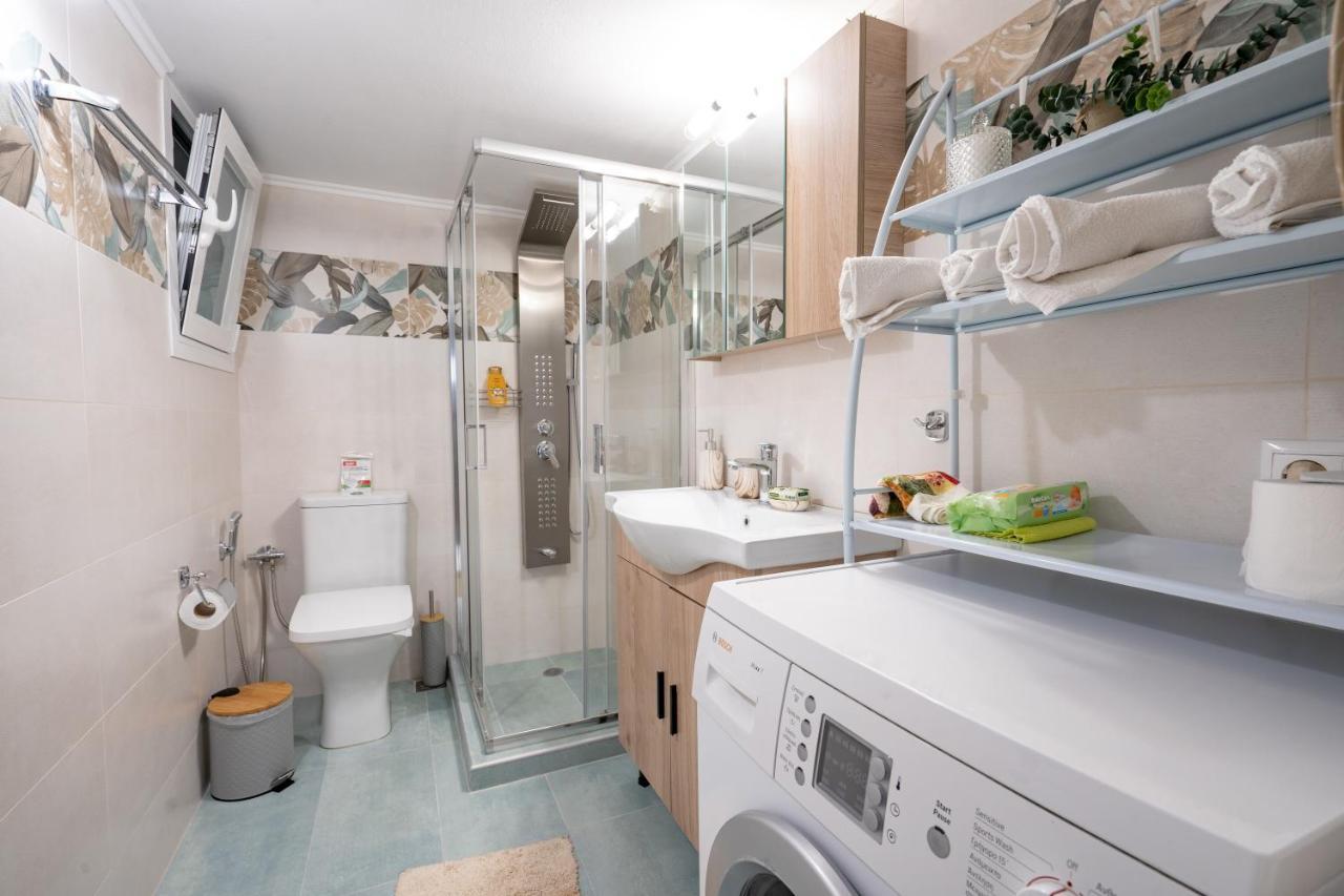 Pasalimani 1 Bedroom 4 Persons Apartment Pireu Exterior foto